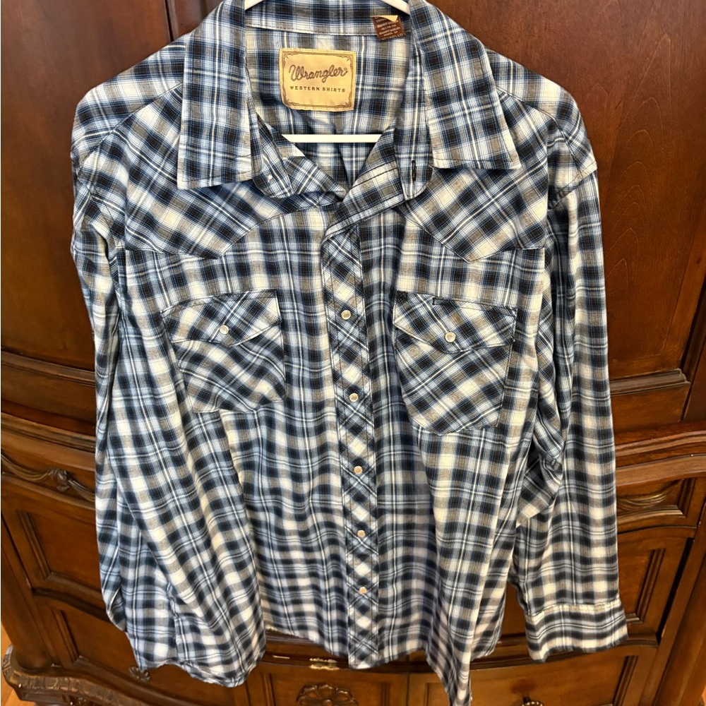Wrangler Navy and White Checkered Shirt